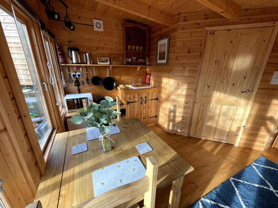 The Bee Hive Garden Room Dorchester Zewnętrze zdjęcie